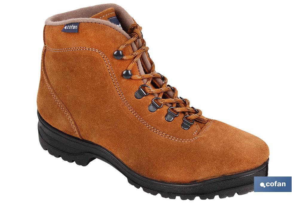 BOTA TREKKING SERRAJE MODELO NIJAR T-45